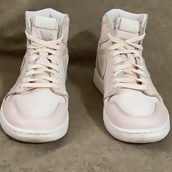 Nike AirJordan Other - NIKE AIR JORDAN  1 Retro 555088 -801. Men’s US 9.5